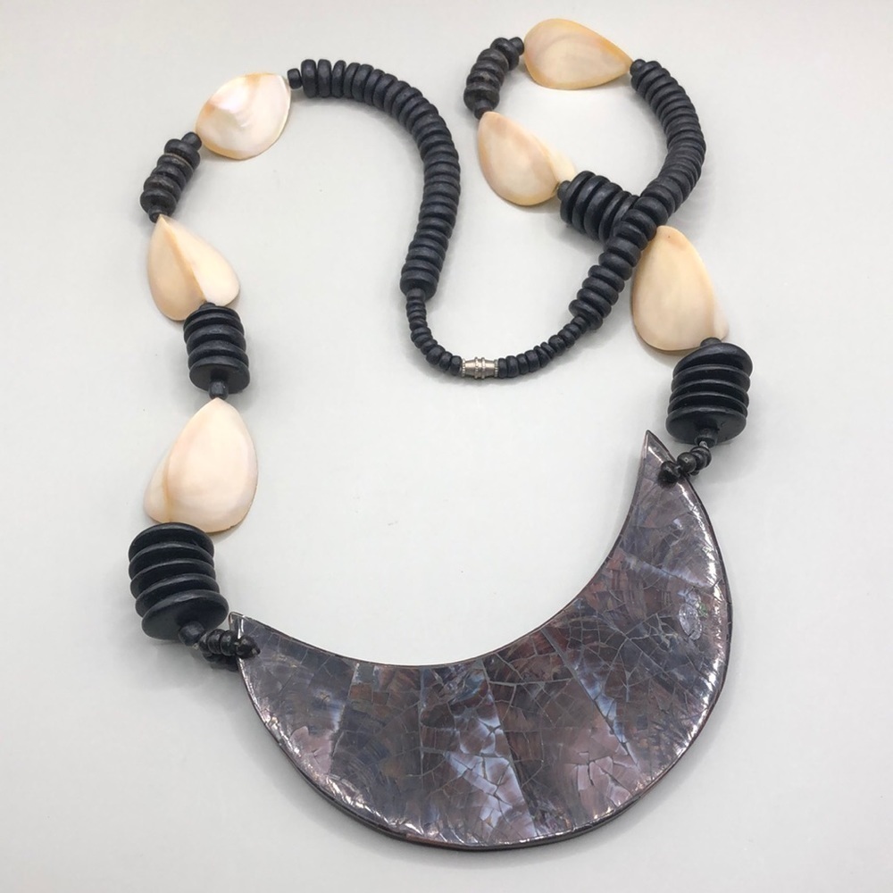 Vintage big statement wooden mop and shell inlay pendant necklace